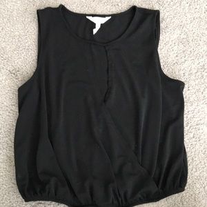 BCBG sleeveless shirt